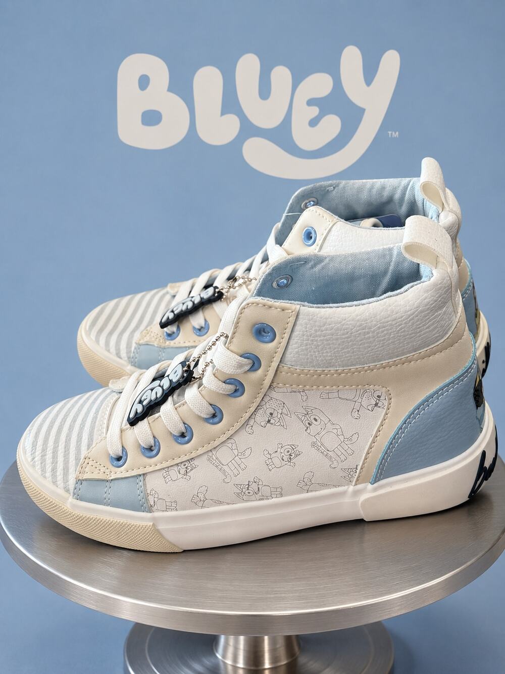 Ground Up Bluey Adult Lace-Up High Top Sneakers White Blue Sz 6 NWOB